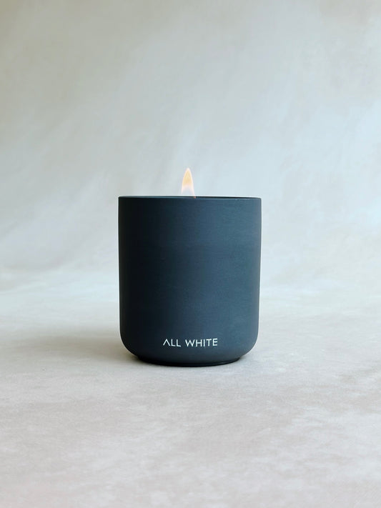 Black Ceramic Candle . 350ml