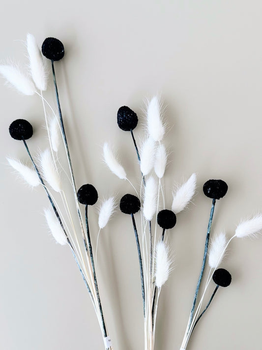 Black Dried Bouquets